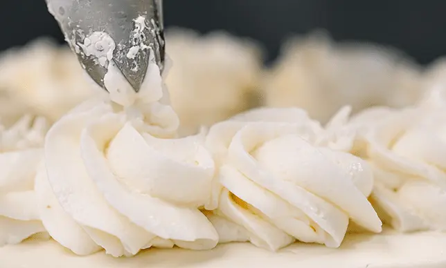 Diferencias entre crema chantilly, crema pastelera y betún.