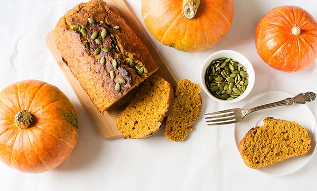 Pan esponjoso de calabaza con vainilla