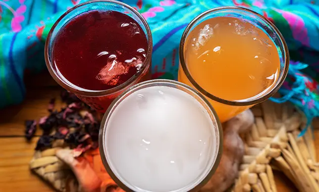 Beneficios de las aguas frescas frutales.