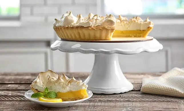 Delicioso pay de limón casero con merengue