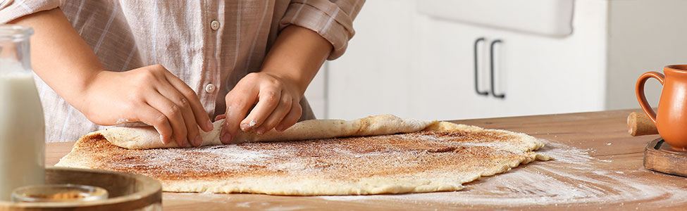 Te comparto mi receta infalible para preparar roles de canela.