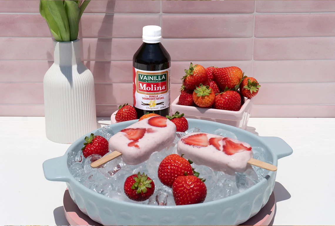 Paletas de fresa cremosas