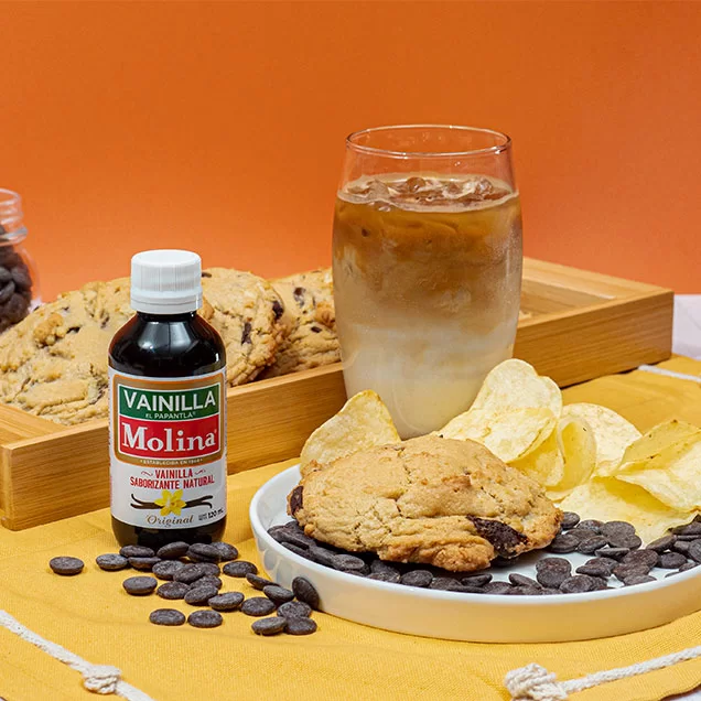 Galletas con chispas de chocolate y papitas