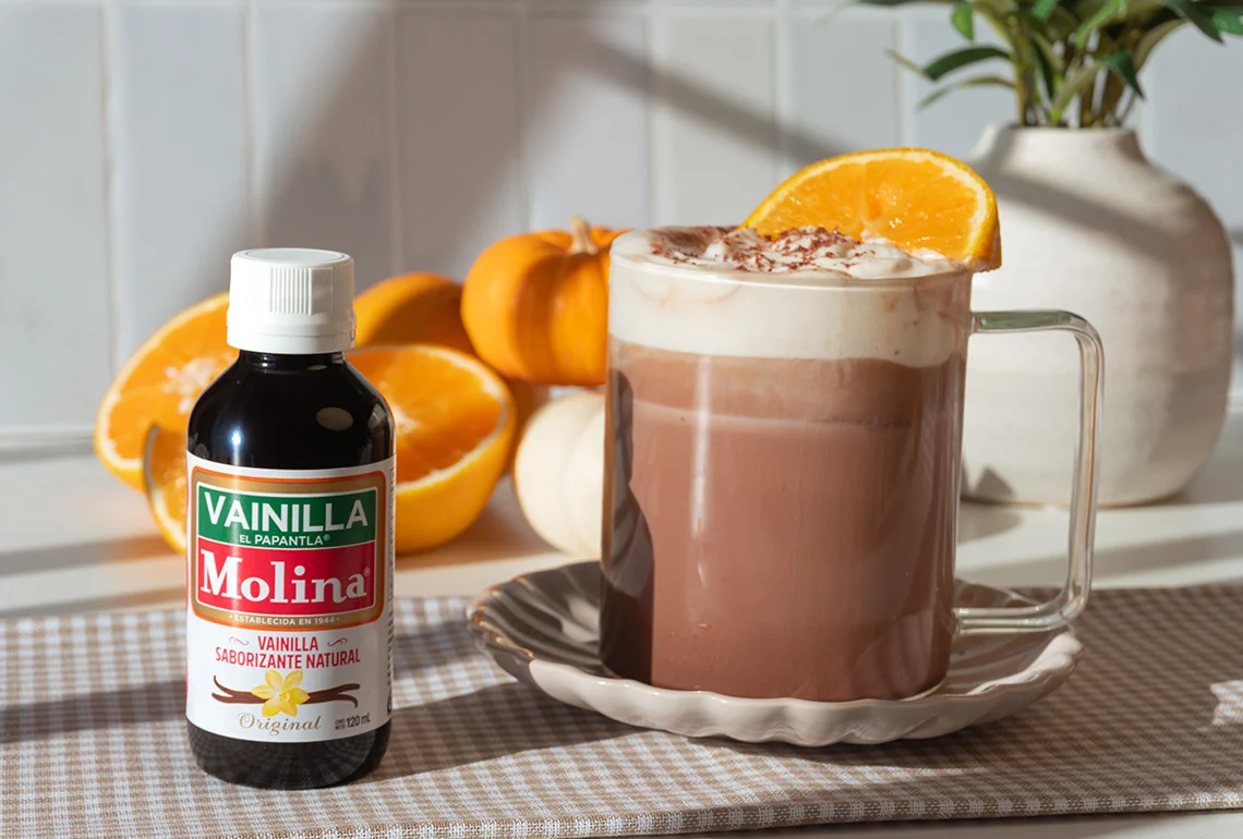 Chocolate caliente con naranja