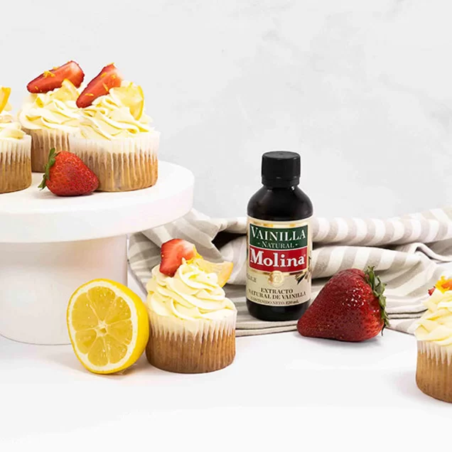 Cupcakes de margarita con fresa y limón