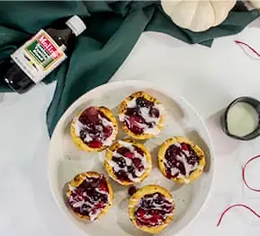 Cups de canela con berries